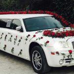 Luxury wedding cars: benefits of hiring them